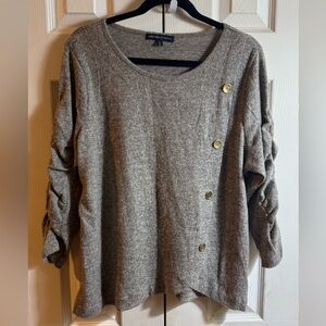 Adrienne Vittadini Gray Long Sleeve Top with Gold Buttons